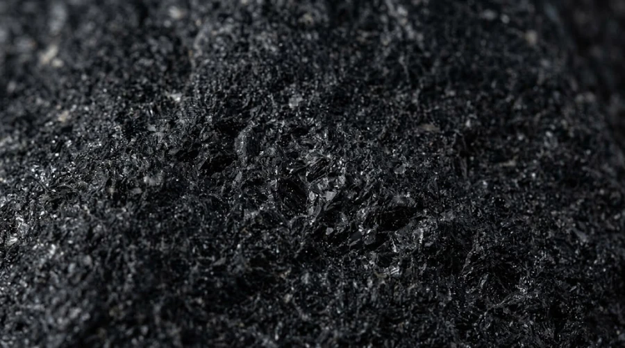 tekstura-chernogo-granita-gabbro
